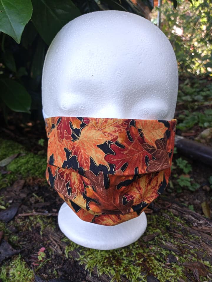Maske Laub
