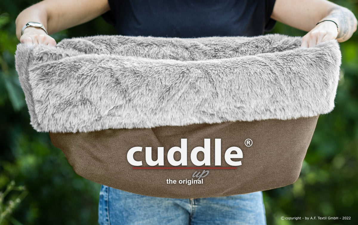 cuddle up taupe 5